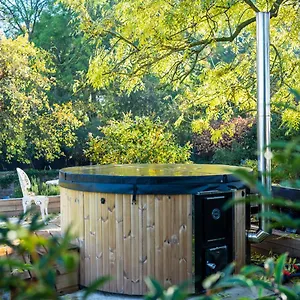  Holiday home Boddington Mill, Enchanting 3 Bdr Retreat By Oriri United Kingdom